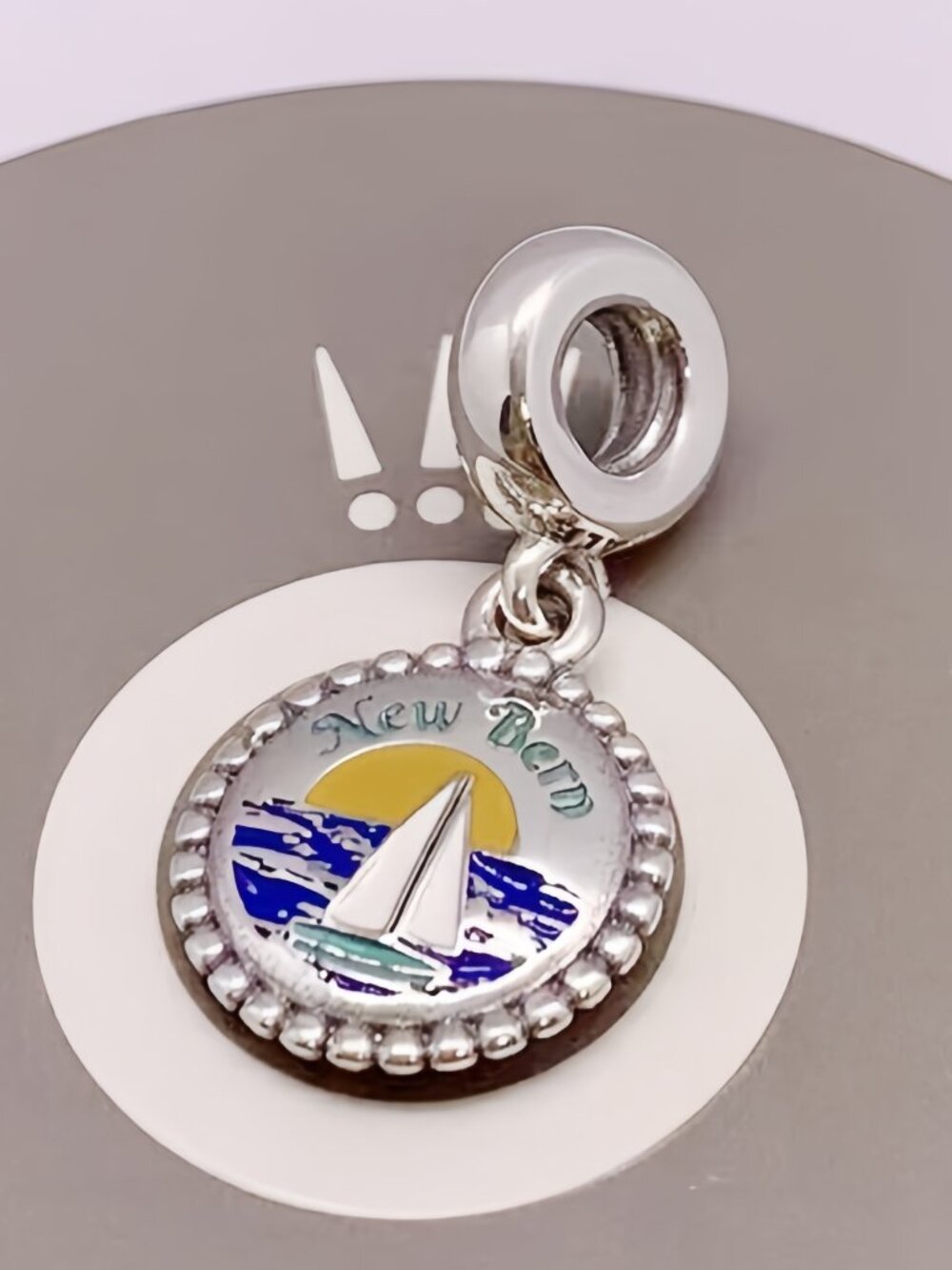 Pendant New Bern Exclusive Charm Pendant